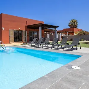  Villa Magna